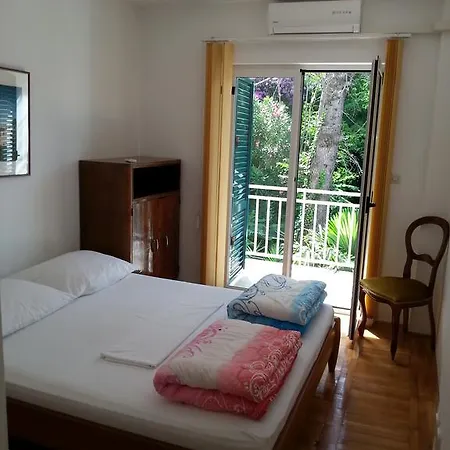 Ria Apartman