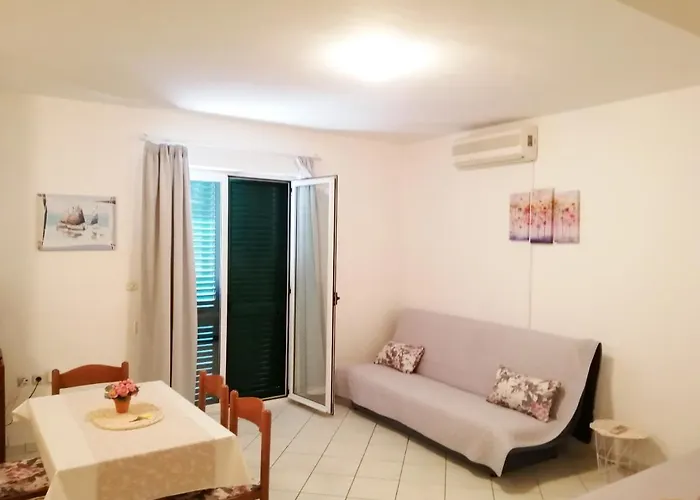 Διαμέρισμα Ria *