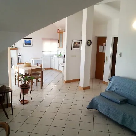 Ria Apartment